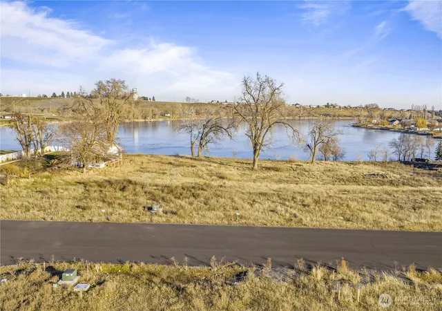 Photo 3 of Land for sale at 16 Valley Rd NE #16, Moses Lake, WA 98837 | MLS# NWM2501814 | Listing updated on 2026-09-17