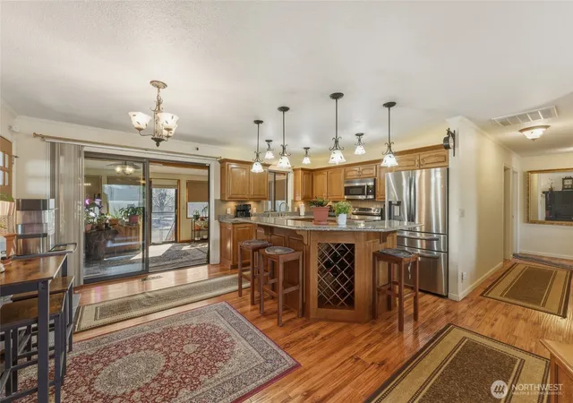 Photo 4 of House for sale at 1140 SE Colonial Dr, College Place, WA 99324 | MLS# NWM2501897 | Listing updated on 2026-09-17