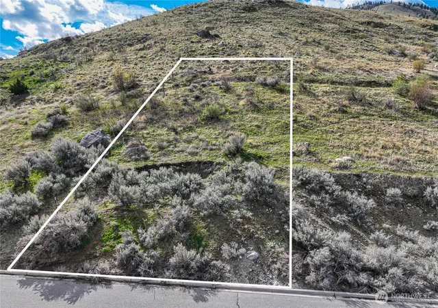 Photo 3 of Land for sale at 0 E Lot 11 Franklin St, Chelan, WA 98816 | MLS# NWM2501907 | Listing updated on 2026-09-17