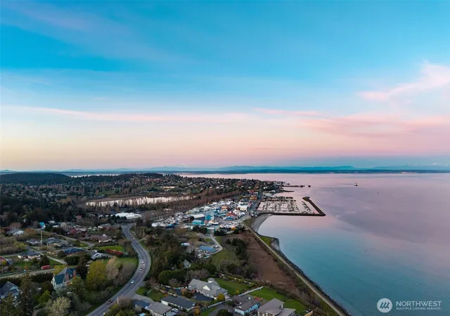 Photo 3 of Single family home for sale at 789 W Sims Way, Port Townsend, WA 98368 | MLS# NWM2501928 | Listing updated on 2026-09-30