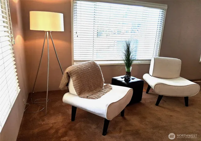 Photo 4 of Manufactured home for sale at 815 124th Street SW #36, Everett, WA 98204 | MLS# NWM2502086 | Listing updated on 2026-09-22