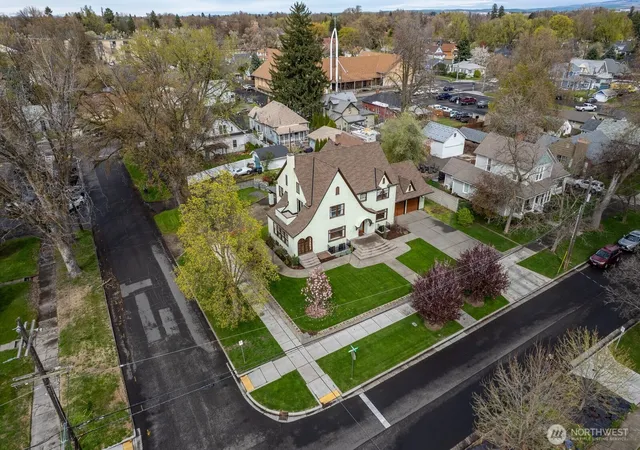 Photo 2 of Single family home for sale at 601 Washington St, Walla Walla, WA 99362 | MLS# NWM2502128 | Listing updated on 2026-09-22