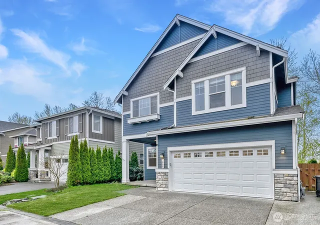 Photo 2 of Single family home for sale at 3008 47th Street Se, Everett, WA 98203 | MLS# NWM2506830 | Listing updated on 2026-09-17