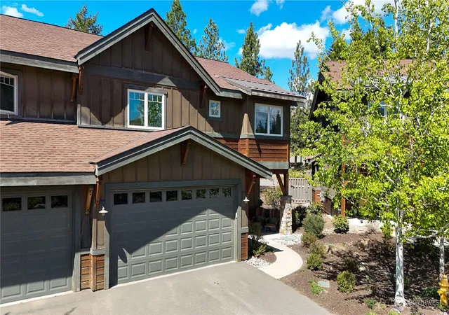 Photo 3 of Townhouse for sale at 3690 Suncadia Trl, Cle Elum, WA 98922 | MLS# NWM2508414 | Listing updated on 2026-10-01