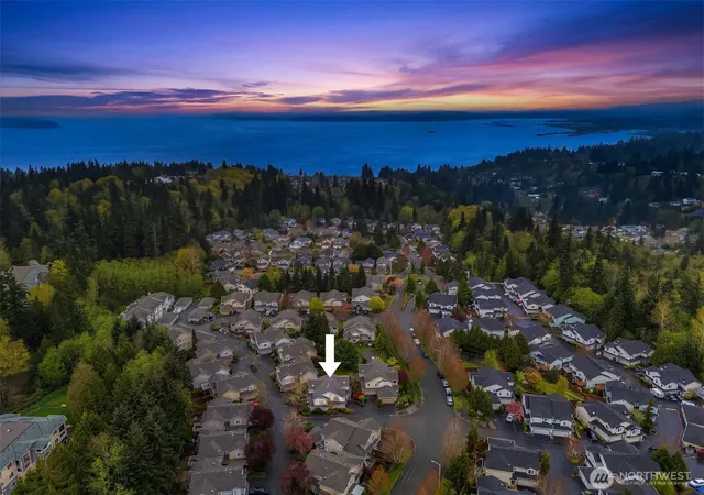 Photo 2 of Townhouse for sale at 5735 14th Drive W, Everett, WA 98203 | MLS# NWM2508695 | Listing updated on 2026-09-16