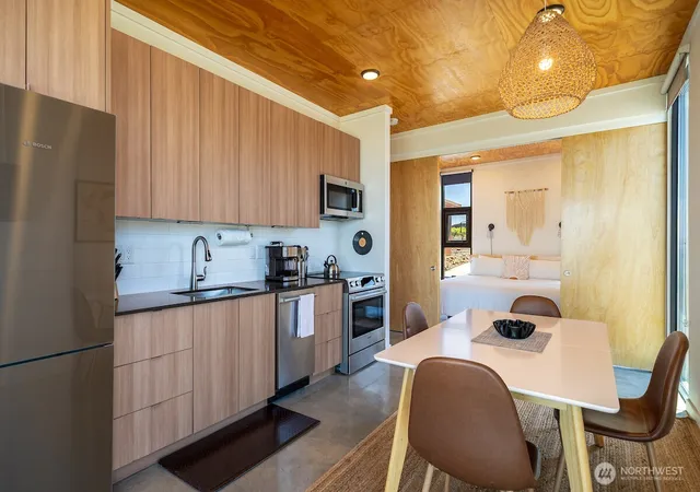 Photo 3 of Condo for sale at 23648 Cliffe Pointe Rd NW #10C, Quincy, WA 98848 | MLS# NWM2508761 | Listing updated on 2026-09-21
