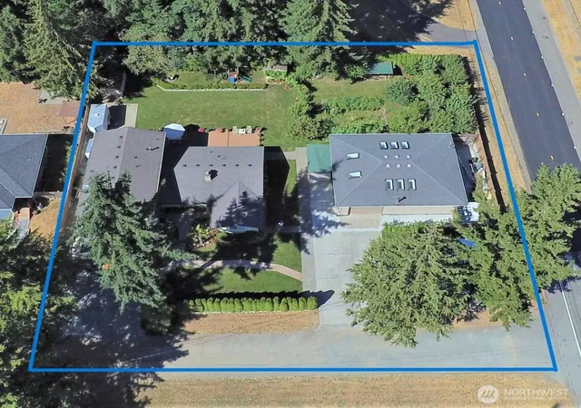 Photo 1 of Single family home for sale at 11858 Se 236th Street, Kent, WA 98031 | MLS# NWM2509110 | Listing updated on 2026-09-16