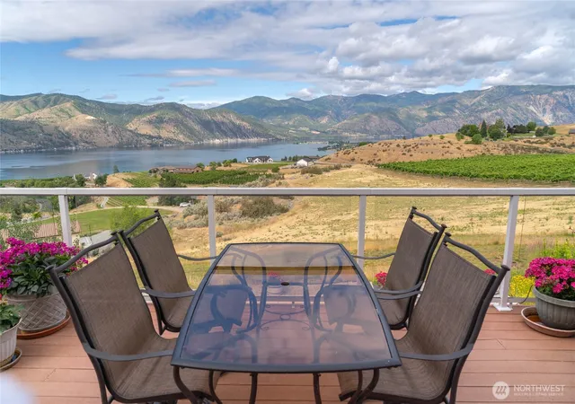 Photo 2 of Single family home for sale at 357 Lakayuse Rd, Manson, WA 98831 | MLS# NWM2510338 | Listing updated on 2026-09-24