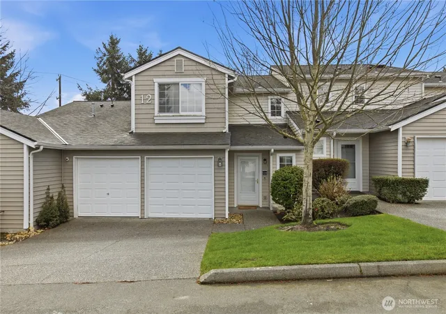 Photo 2 of Townhouse for sale at 10030 Holly Dr #122, Everett, WA 98204 | MLS# NWM2511819 | Listing updated on 2026-09-23