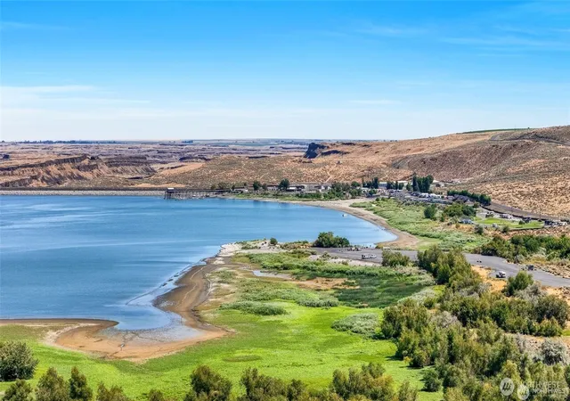 Photo 3 of Single family home for sale at 6820 Rd 88 SE, Othello, WA 99344 | MLS# NWM2514066 | Listing updated on 2026-09-26