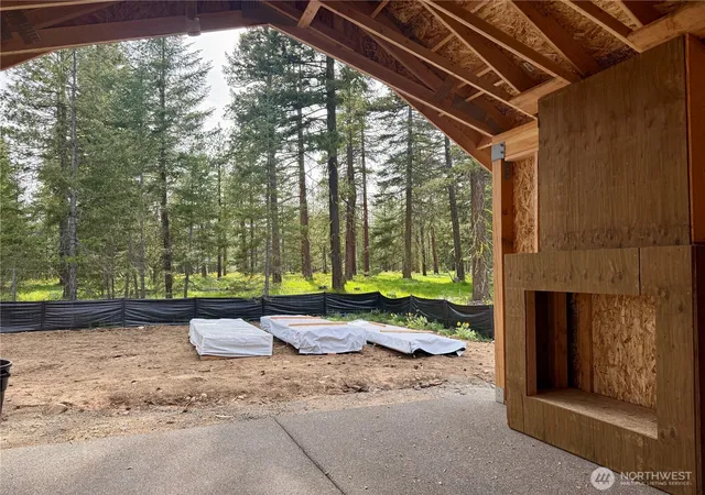 Photo 3 of Single family home for sale at 131 Plateau Loop, Cle Elum, WA 98922 | MLS# NWM2514875 | Listing updated on 2026-09-16