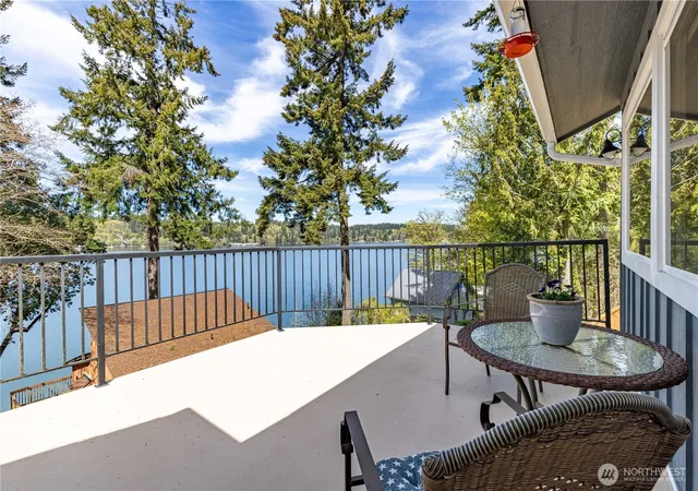 Photo 1 of Sale Pending at 291 E Midway Ln, Shelton, WA 98584 | MLS# NWM2516016 | Listing updated on 2026-09-16