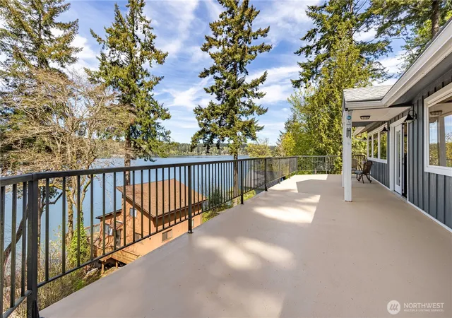 Photo 3 of Sale Pending at 291 E Midway Ln, Shelton, WA 98584 | MLS# NWM2516016 | Listing updated on 2026-09-16