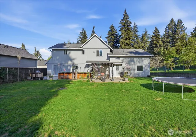 Photo 2 of Single family home for sale at 4714 Nw Division Ave, Vancouver, WA 98663 | MLS# NWM2516240 | Listing updated on 2026-10-01