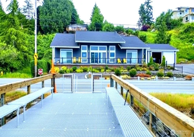 Photo 1 of Single family home for sale at 1253 Beach Dr E, Port Orchard, WA 98366 | MLS# NWM2516349 | Listing updated on 2026-09-21