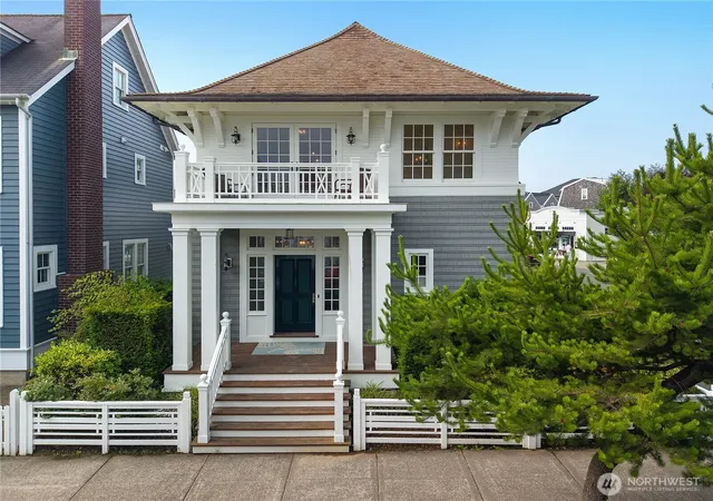 Photo 2 of Single family home for sale at 7 E Myrtle Ln, Pacific Beach, WA 98571 | MLS# NWM2517604 | Listing updated on 2026-09-21