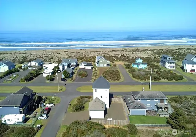 Photo 1 of Single family home for sale at 1140 Ocean Shrs Blvd Sw, Ocean Shores, WA 98569 | MLS# NWM2517753 | Listing updated on 2026-09-21