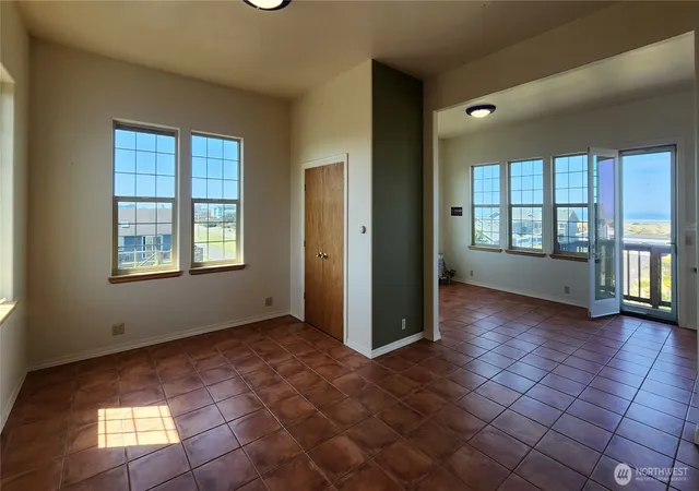 Photo 3 of Single family home for sale at 1140 Ocean Shrs Blvd SW, Ocean Shores, WA 98569 | MLS# NWM2517753 | Listing updated on 2026-09-21