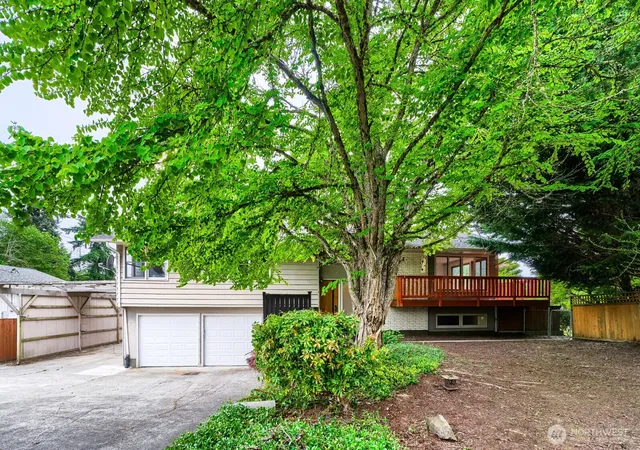 Photo 2 of Single family home for sale at 10412 Se 219th Street, Kent, WA 98031 | MLS# NWM2517760 | Listing updated on 2026-09-17