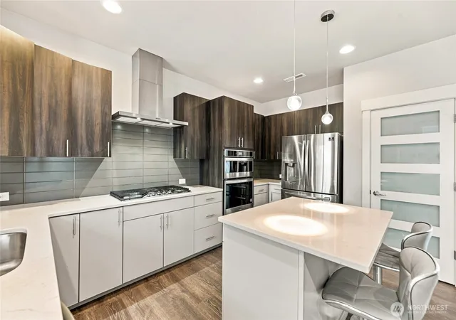 Photo 4 of Single family home for sale at 26029 242nd Place SE, Maple Valley, WA 98038 | MLS# NWM2518000 | Listing updated on 2026-09-16