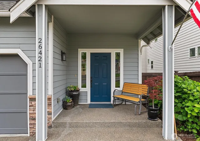 Photo 2 of Sale Pending at 26421 106th Avenue Se, Kent, WA 98030 | MLS# NWM2519158 | Listing updated on 2026-09-25