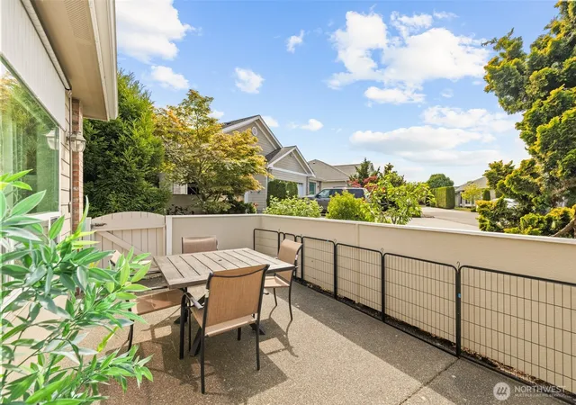 Photo 4 of Townhouse for sale at 433 Big Leaf Ct, Sequim, WA 98382 | MLS# NWM2520514 | Listing updated on 2026-09-17