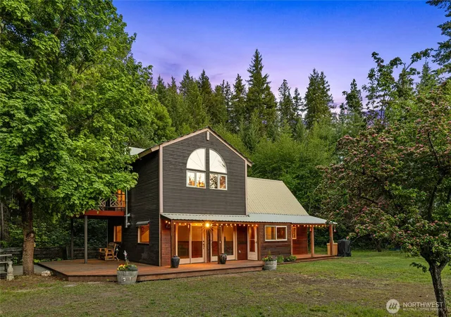 Photo 1 of Single family home for sale at 1061 Lauderdale Ln, Cle Elum, WA 98922 | MLS# NWM2520640 | Listing updated on 2026-09-17