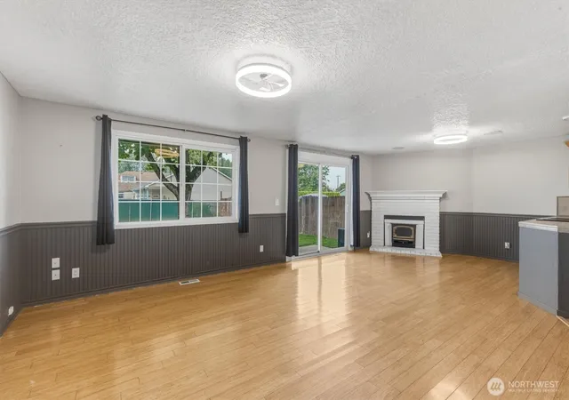 Photo 3 of Single family home for sale at 3273 Tori Ln, Longview, WA 98632 | MLS# NWM2520791 | Listing updated on 2026-09-29