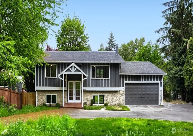 Photo 2 of Single family home for sale at 6420 Ne 198th Street, Kenmore, WA 98028 | MLS# NWM2521386 | Listing updated on 2026-09-16
