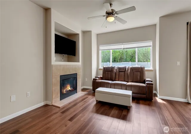 Photo 3 of Condo for sale at 6516 127th Street Ct E, Puyallup, WA 98373 | MLS# NWM2521620 | Listing updated on 2026-09-17
