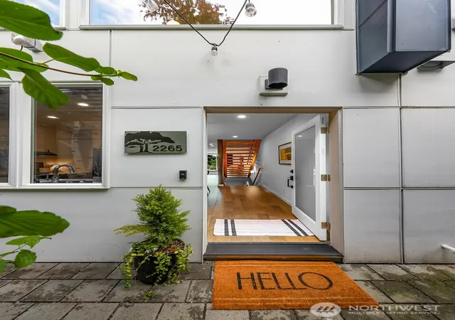 Photo 4 of Townhouse for sale at 2265 14th Avenue W, Seattle, WA 98119 | MLS# NWM2523361 | Listing updated on 2026-09-16