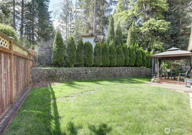 Photo 3 of Single family home for sale at 1720 E Saint Andrews Dr N, Shelton, WA 98584 | MLS# NWM2523606 | Listing updated on 2026-09-29