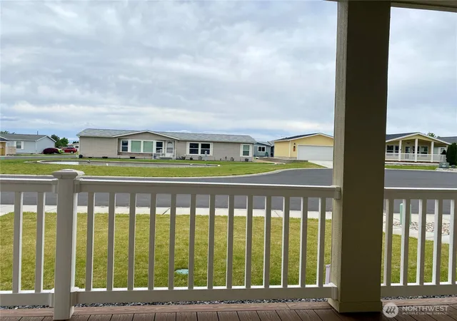 Photo 4 of Manufactured home for sale at 1701 E Burr Ave Ct #51, Moses Lake, WA 98837 | MLS# NWM2523685 | Listing updated on 2026-09-16