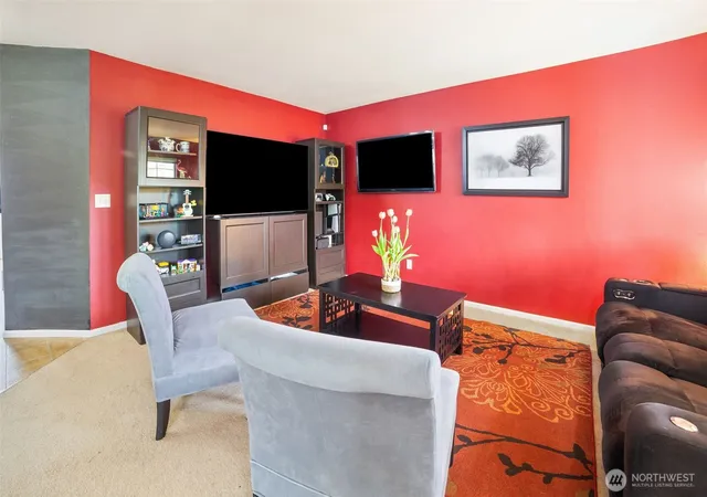 Photo 3 of Single family home for sale at 6012 Pennsylvania St Se, Lacey, WA 98513 | MLS# NWM2524018 | Listing updated on 2026-10-01