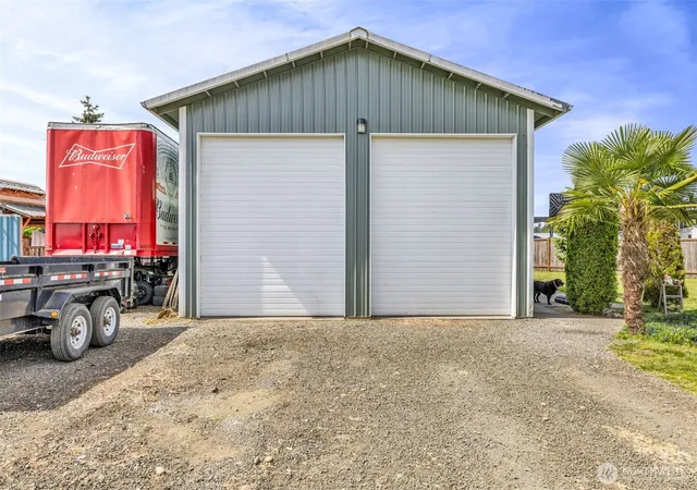 Photo 3 of Sale Pending at 10313 School Land Rd Sw, Rochester, WA 98579 | MLS# NWM2524093 | Listing updated on 2026-09-30