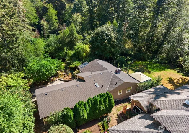 Photo 3 of Single family home for sale at 11019 Ne 140th Street, Kirkland, WA 98034 | MLS# NWM2524127 | Listing updated on 2026-09-25