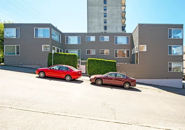 Photo 3 of Multi family home for sale at 525 E Roy St, Seattle, WA 98102 | MLS# NWM2524172 | Listing updated on 2026-09-21