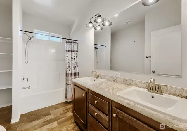 Photo 4 of Manufactured home for sale at 7508 47th Avenue NE #14, Marysville, WA 98270 | MLS# NWM2524382 | Listing updated on 2026-09-28