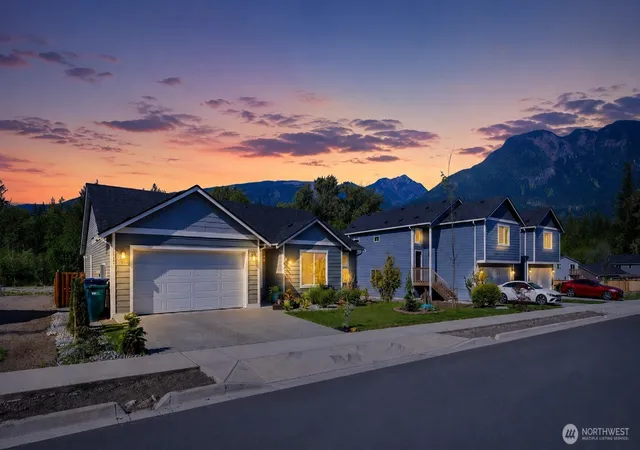 Photo 1 of Single family home for sale at 1523 Alder Ln, Gold Bar, WA 98251 | MLS# NWM2524421 | Listing updated on 2026-10-01