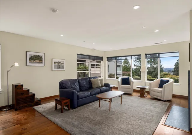 Photo 1 of Condo for sale at 11122 Ne 41st Drive #31, Kirkland, WA 98033 | MLS# NWM2525323 | Listing updated on 2026-09-16