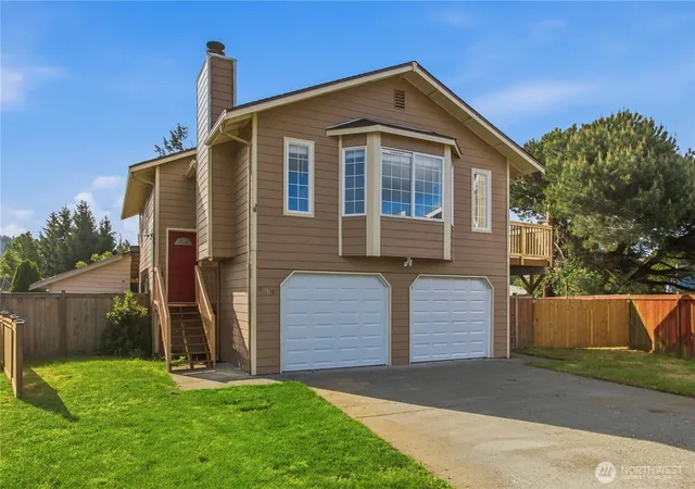Photo 1 of Sale Pending at 439 Hawthorne Ave S, Pacific, WA 98047 | MLS# NWM2525717 | Listing updated on 2026-09-22