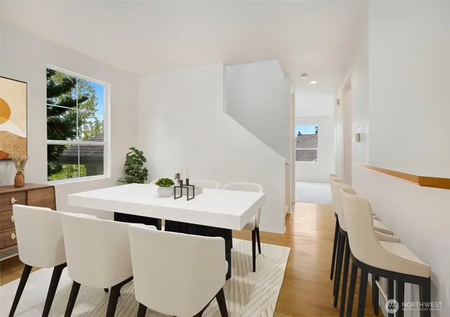 Photo 4 of Townhouse for sale at 5301 164th Avenue SE #7-4, Bellevue, WA 98006 | MLS# NWM2526109 | Listing updated on 2026-10-01