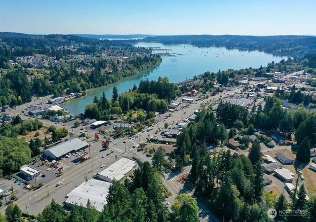 Photo 4 of Single family home for sale at 20375 NW Cedar Ln, Poulsbo, WA 98370 | MLS# NWM2526714 | Listing updated on 2026-09-21