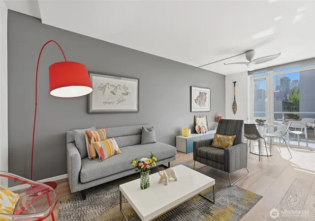 Photo 3 of Condo for sale at 76 Cedar St #611, Seattle, WA 98121 | MLS# NWM2527526 | Listing updated on 2026-10-02