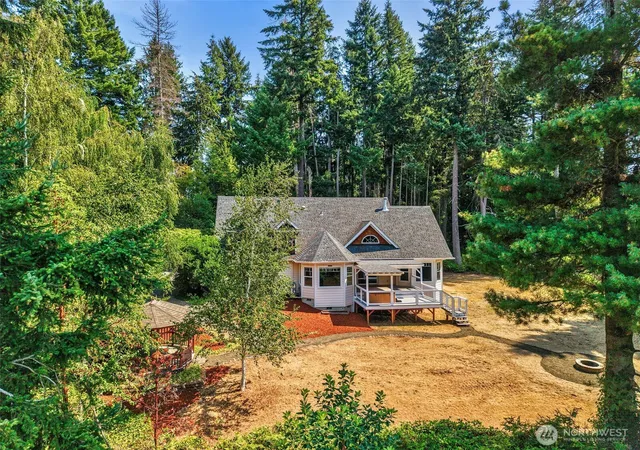 Photo 3 of Single family home for sale at 2219 NE Riddell Rd, Bremerton, WA 98310 | MLS# NWM2528514 | Listing updated on 2026-09-16