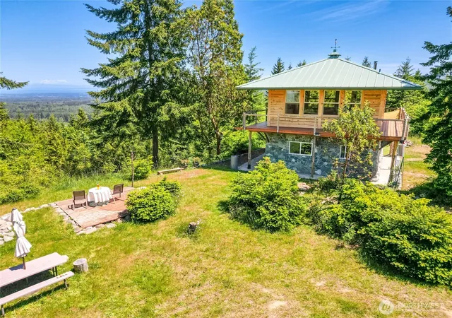Photo 1 of Single family home for sale at 1648 Township Line Rd, Port Angeles, WA 98362 | MLS# NWM2528594 | Listing updated on 2026-09-17
