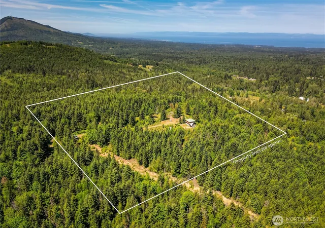 Photo 3 of Single family home for sale at 1648 Township Line Rd, Port Angeles, WA 98362 | MLS# NWM2528594 | Listing updated on 2026-09-17