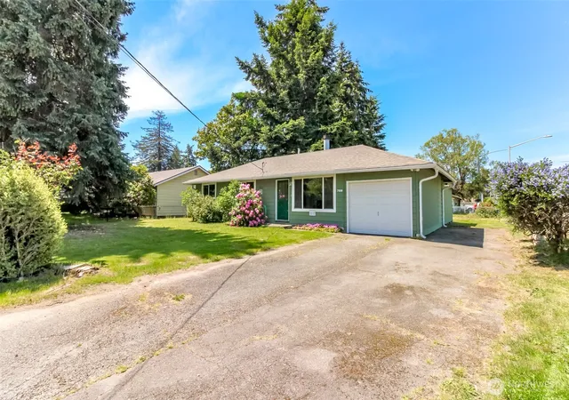 Photo 3 of Sale Pending at 759 3rd Avenue N, Kent, WA 98032 | MLS# NWM2529657 | Listing updated on 2026-09-18