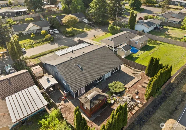 Photo 2 of Single family home for sale at 32828 22nd Avenue Sw, Federal Way, WA 98023 | MLS# NWM2529778 | Listing updated on 2026-10-21