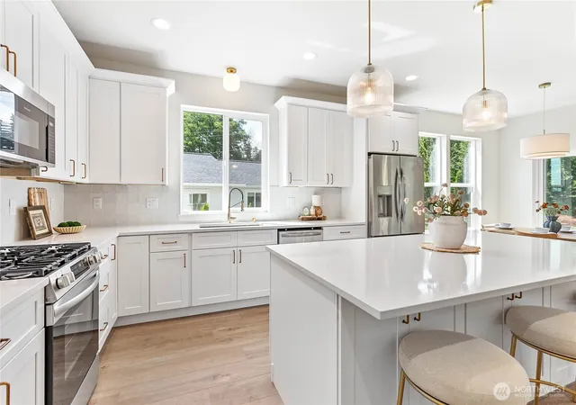 Photo 3 of Single family home for sale at 750 Odell Rd, Blaine, WA 98230 | MLS# NWM2530225 | Listing updated on 2026-09-28